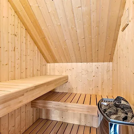 Tatil Evi In With Sauna