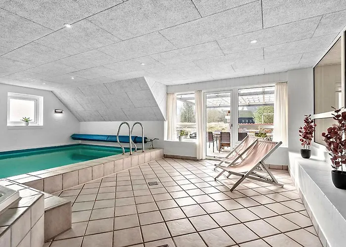 בית נופש Vester Storetoft Xii *