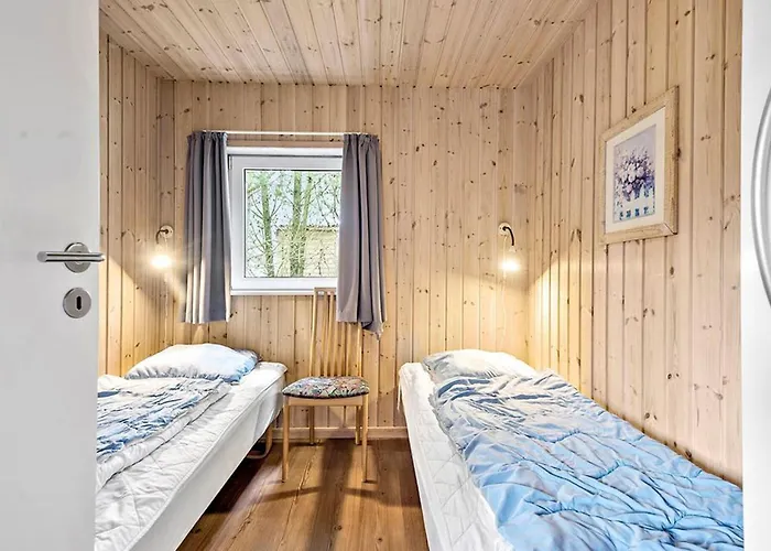 Vester Storetoft Xii