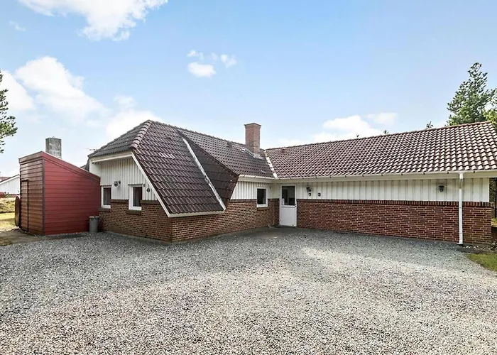 Vester Storetoft Xii